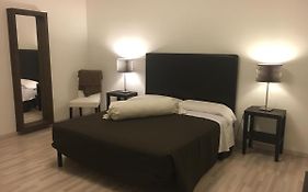 Sunday Apartments
